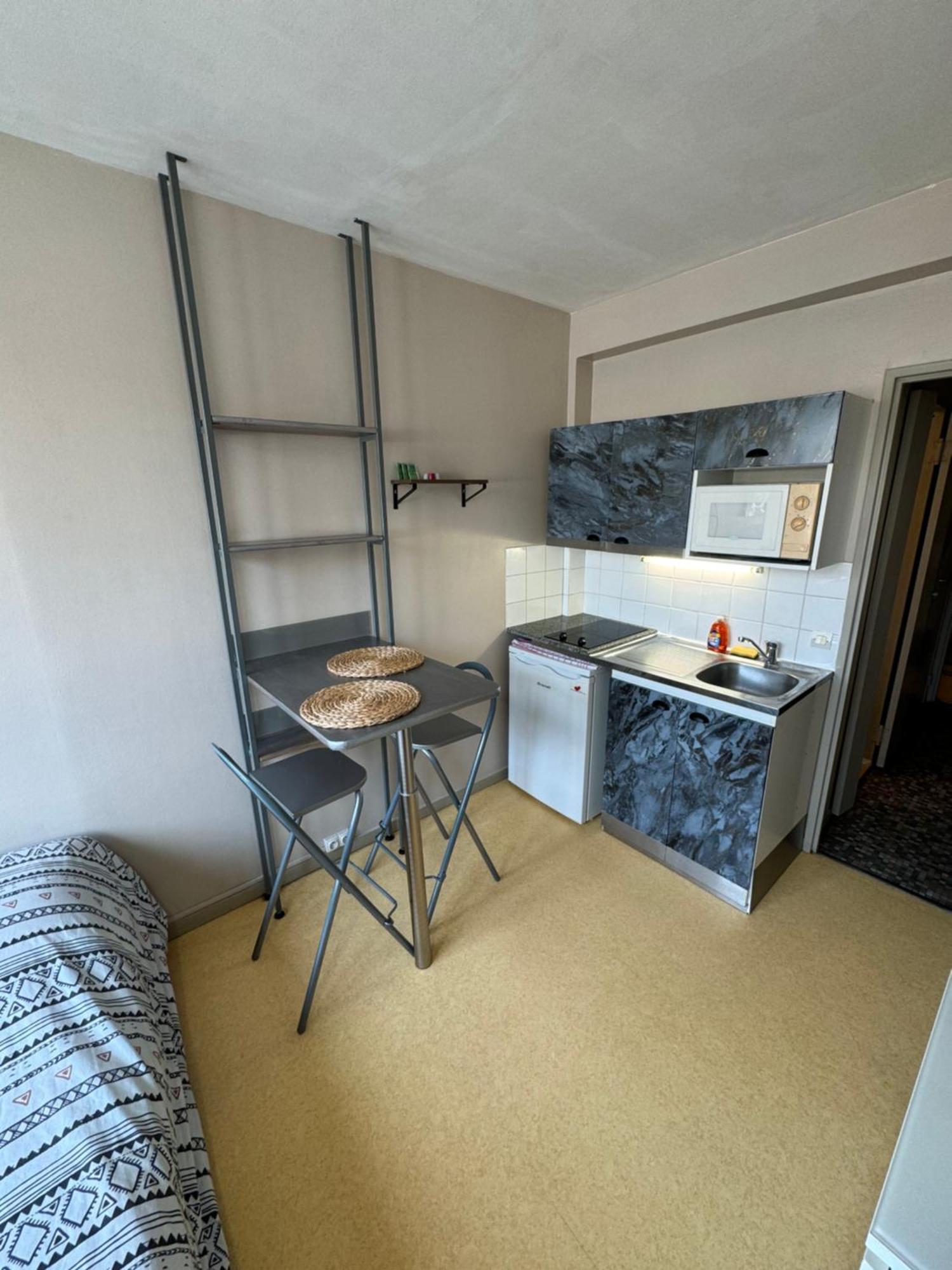 Appartement Au Centre De Valence Studio 5 Bagian luar foto